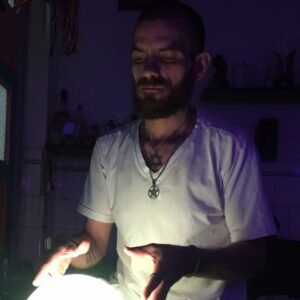 Descubra a Magia Ancestral: Ensino e Preparação Espiritual